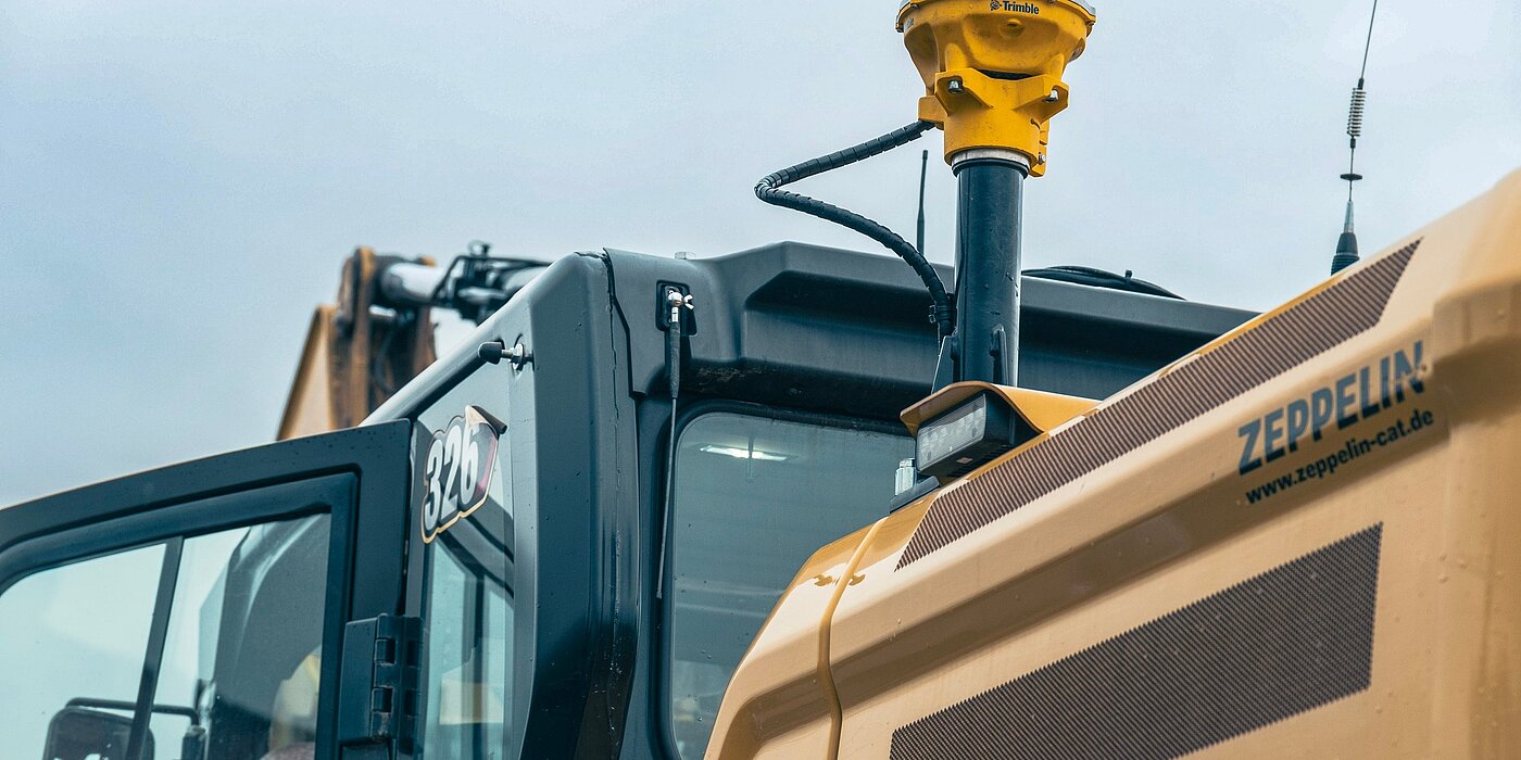 Bagger mit GNSS-Technik für digitale Maschinensteuerung